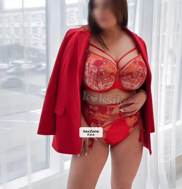 Юлия: Интимные услуги и минет в Киеве