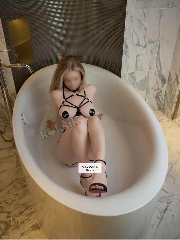 Отличный отдых с красивой девушкой